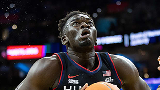 MBB_Sanogo_UConn